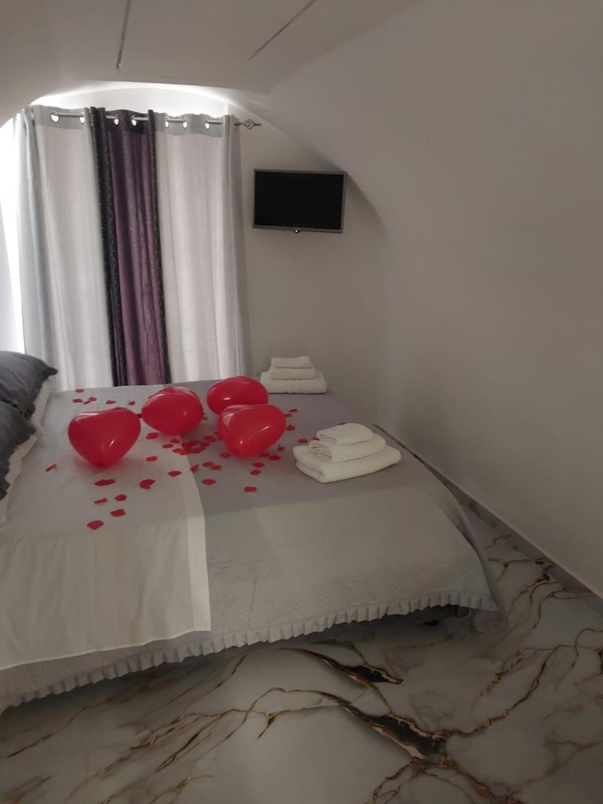 Sanita Bed & Breakfast *